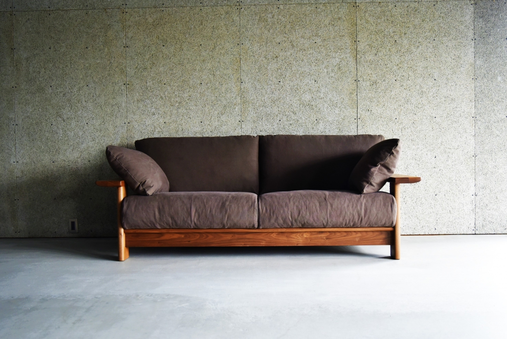 SOLID金沢、ミヤモト家具、無垢材、ソファ、カバーリング、木製ソファ