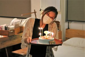 中村友香26歳誕生日【2020.08.23】-5