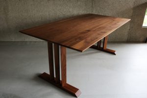 ミヤモト家具　SOLID　富山　家具　ダイニングテーブル2