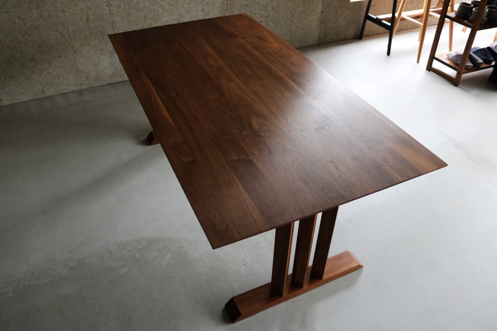 SOLID SDT04-2 DINING TABLE 12