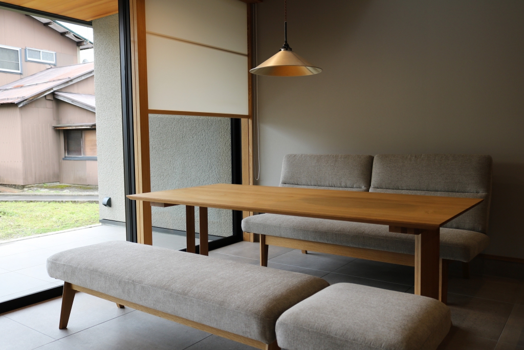 富山・石川・金沢 ソファー・ダイニングテーブル・椅子・チェアー ミヤモト家具 SOLID (1)