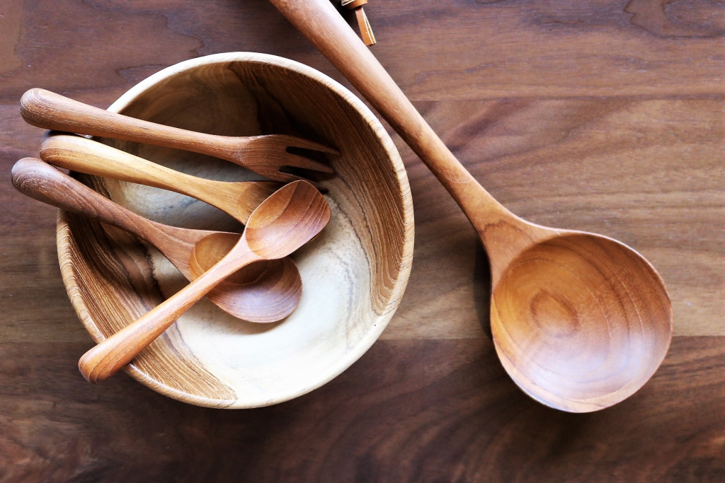 teak wood cutlery (4)
