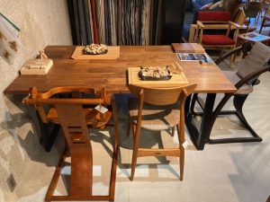 ミヤモト家具　SOLID 富山　金沢　家具　ダイニング　テーブル　スチール　無垢