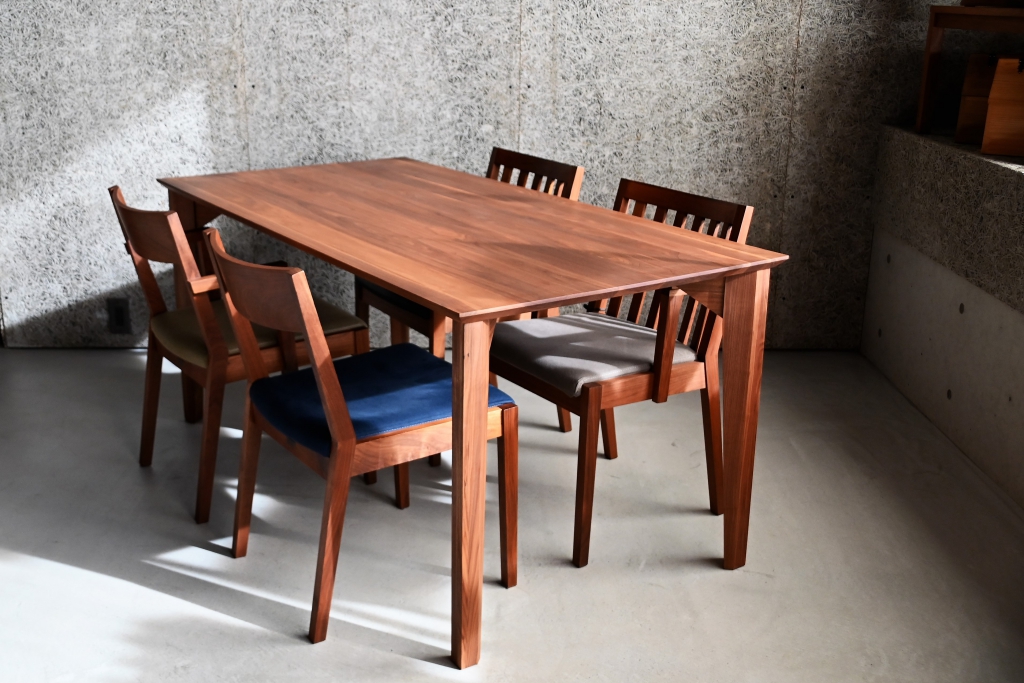 SOLID SDT-05 Dining Table (15)