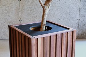 ミヤモト家具　SOLID　富山　無垢材　鉢カバー