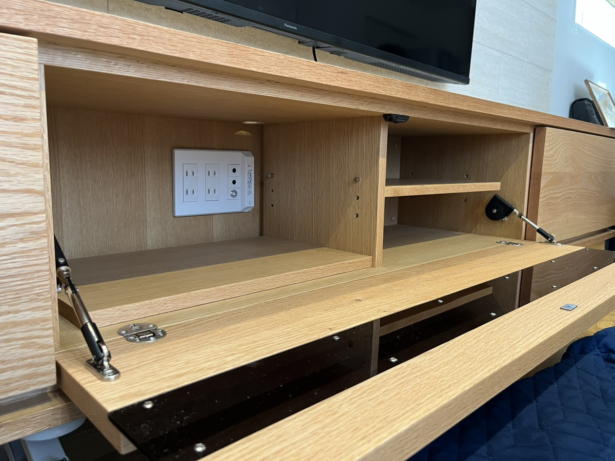 SOLID 石川県　金沢　テレビボード　造作家具　おしゃれ
