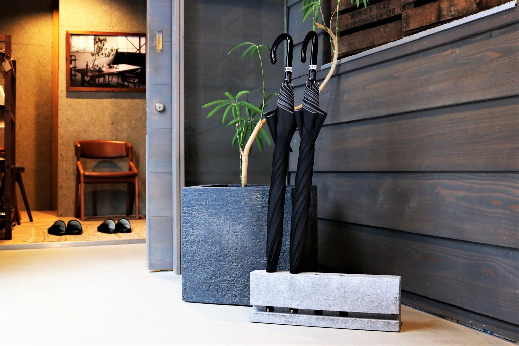 solid-aji stone umbrella stand (1)