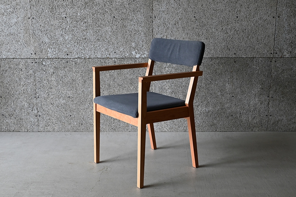 富山　家具　SOLID富山　ミヤモト家具　おしゃれ　椅子