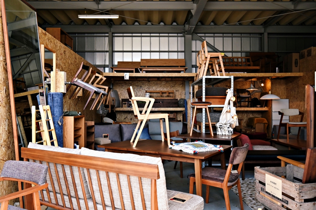 富山　家具　アウトレット