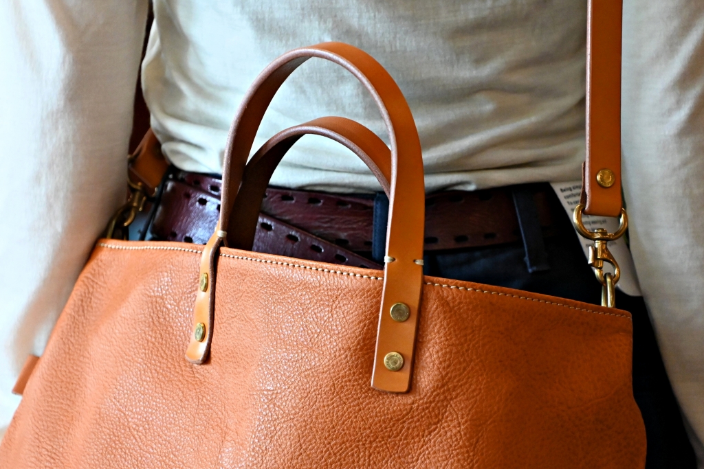 富山　本革バッグ　おすすめ