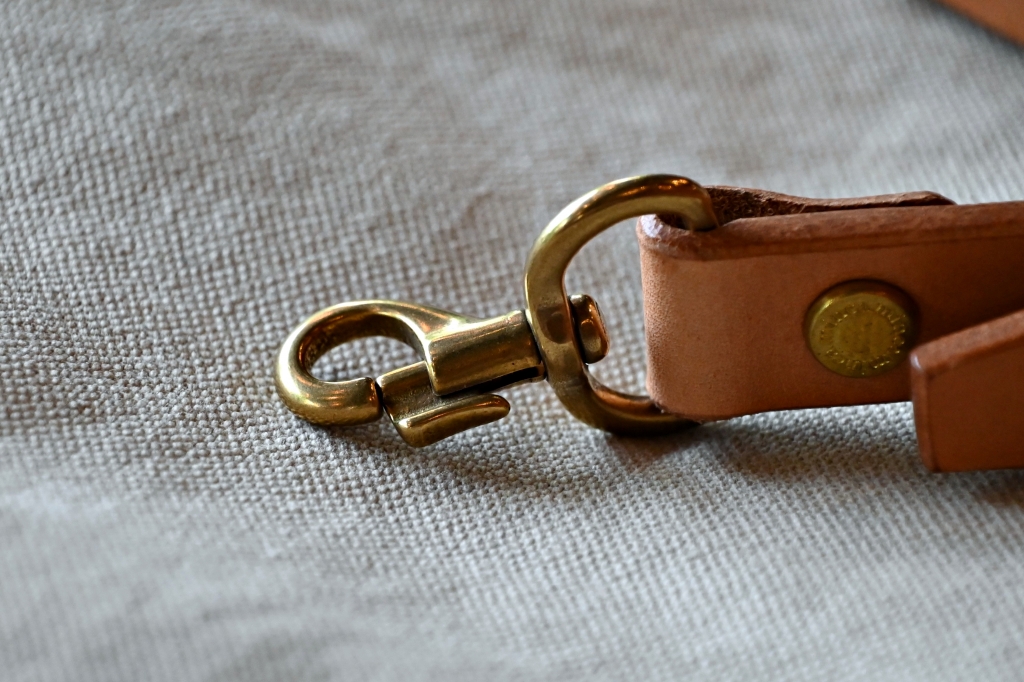 富山　本革バッグ　おすすめ