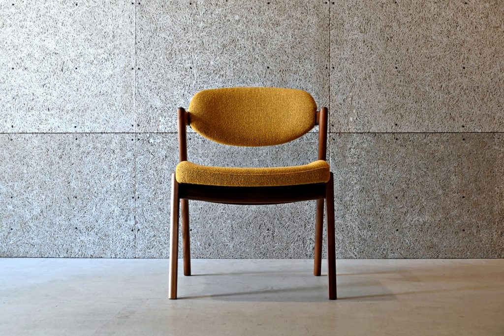 富山　椅子　無垢材　ミヤモト家具　おしゃれ