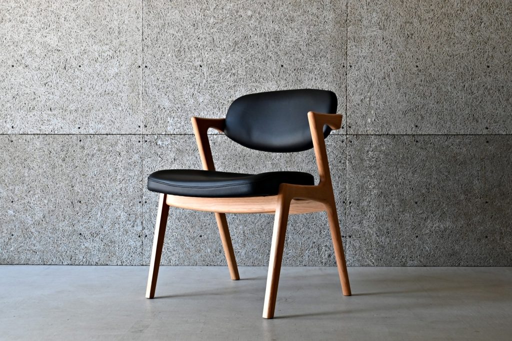 富山　椅子　無垢材　ミヤモト家具　おしゃれ