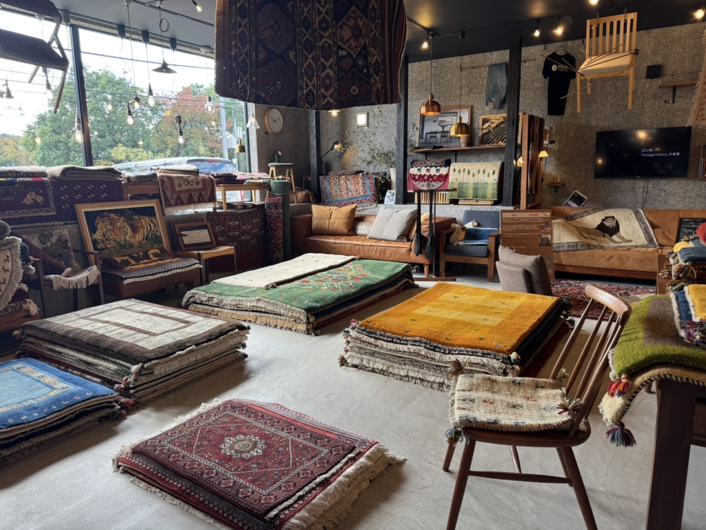 金沢 ラグ 絨毯 ギャッベ ペルシャ絨毯