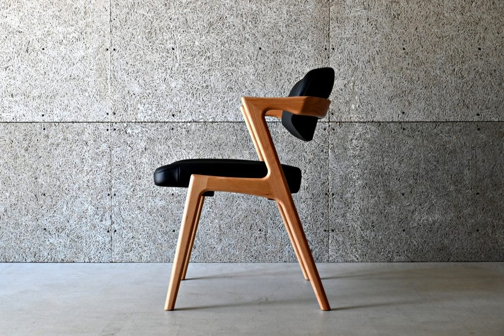 富山　椅子　無垢材　ミヤモト家具　おしゃれ