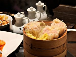 家具　おしゃれ　　無垢材　テーブル　チェア