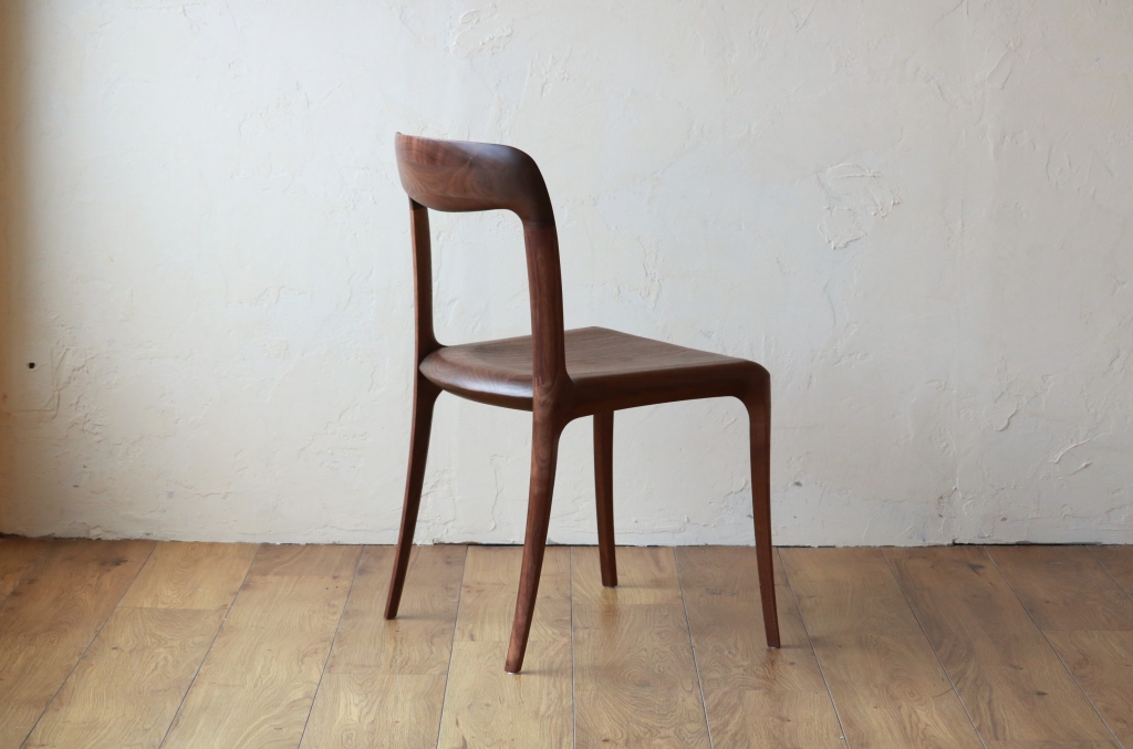 金沢　家具　無垢材　イス　おしゃれ