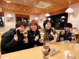 家具　おしゃれ　　無垢材　テーブル　チェア