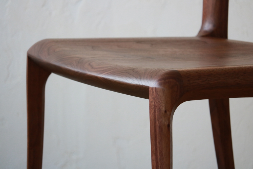 金沢　家具　無垢材　イス　おしゃれ