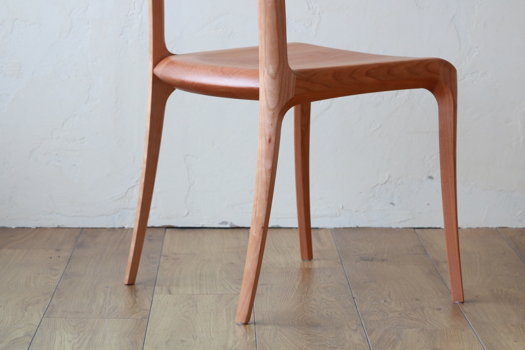 金沢　家具　無垢材　イス　おしゃれ