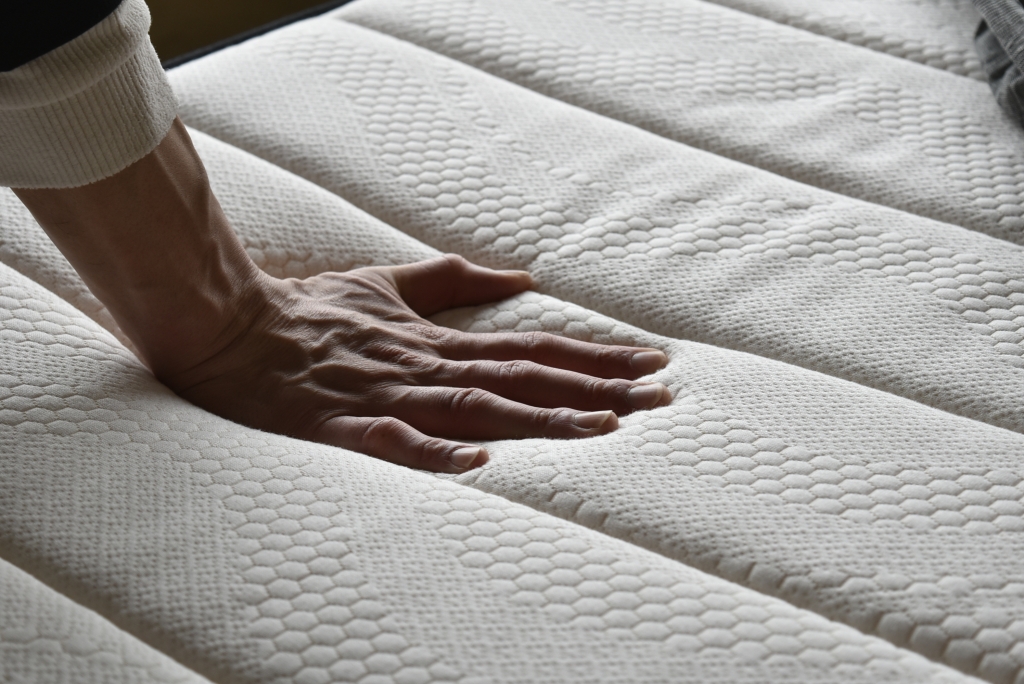 金沢　家具　マットレス　おすすめ