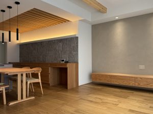 テレビ台　壁掛け　石川　テレビボード