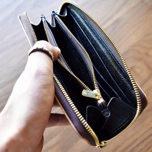 nume-round-wallet-br