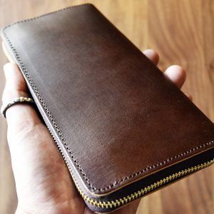 nume-round-wallet-br