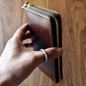 nume-round-wallet-br