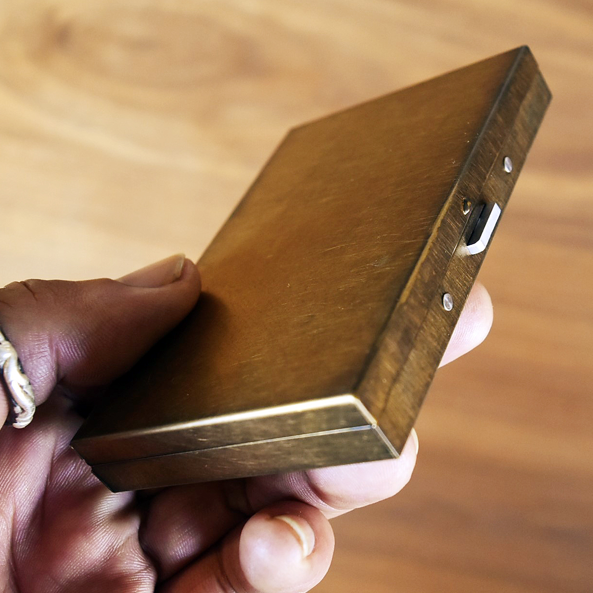 cardcase-brass