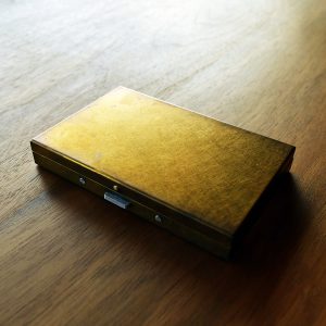 cardcase-brass
