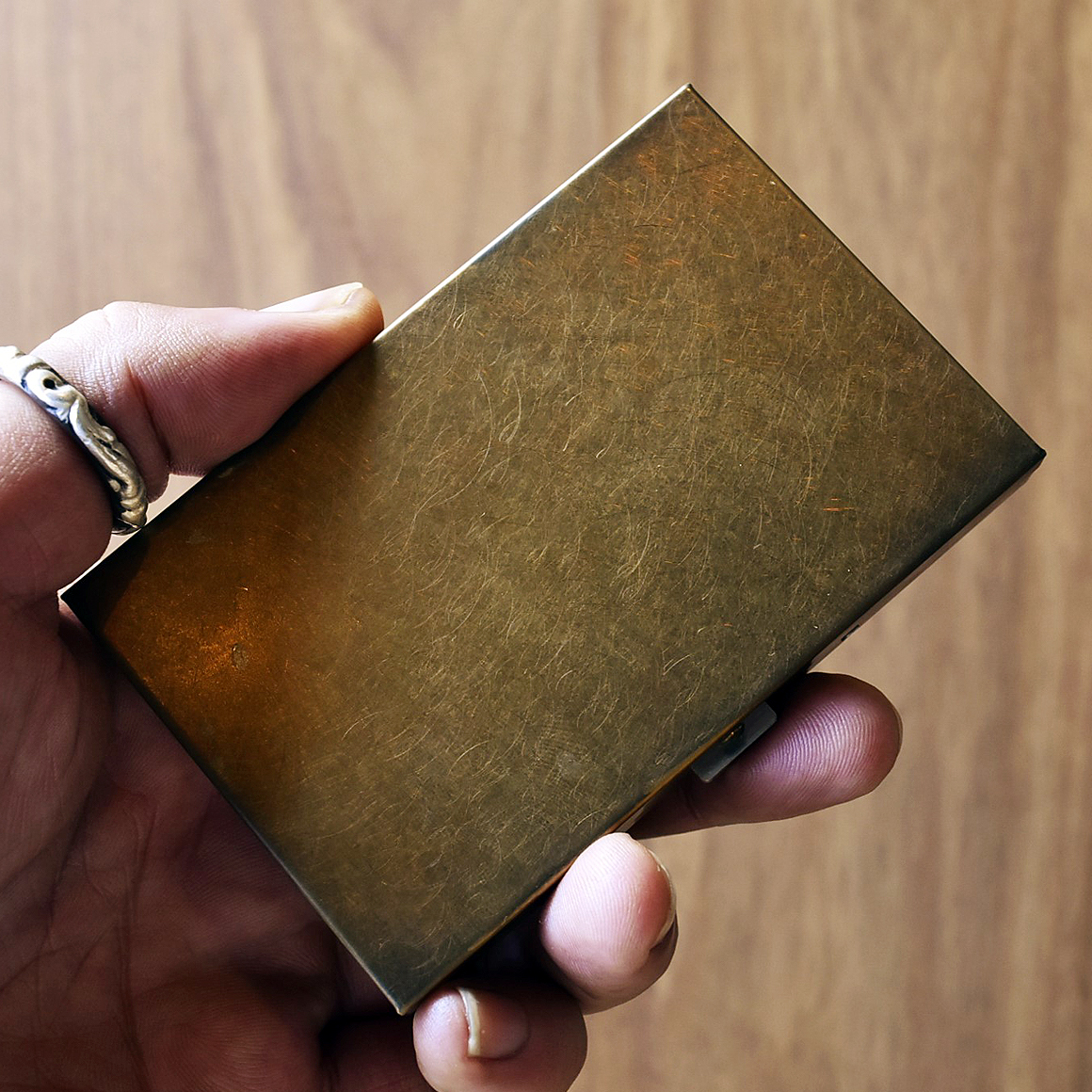 cardcase-brass