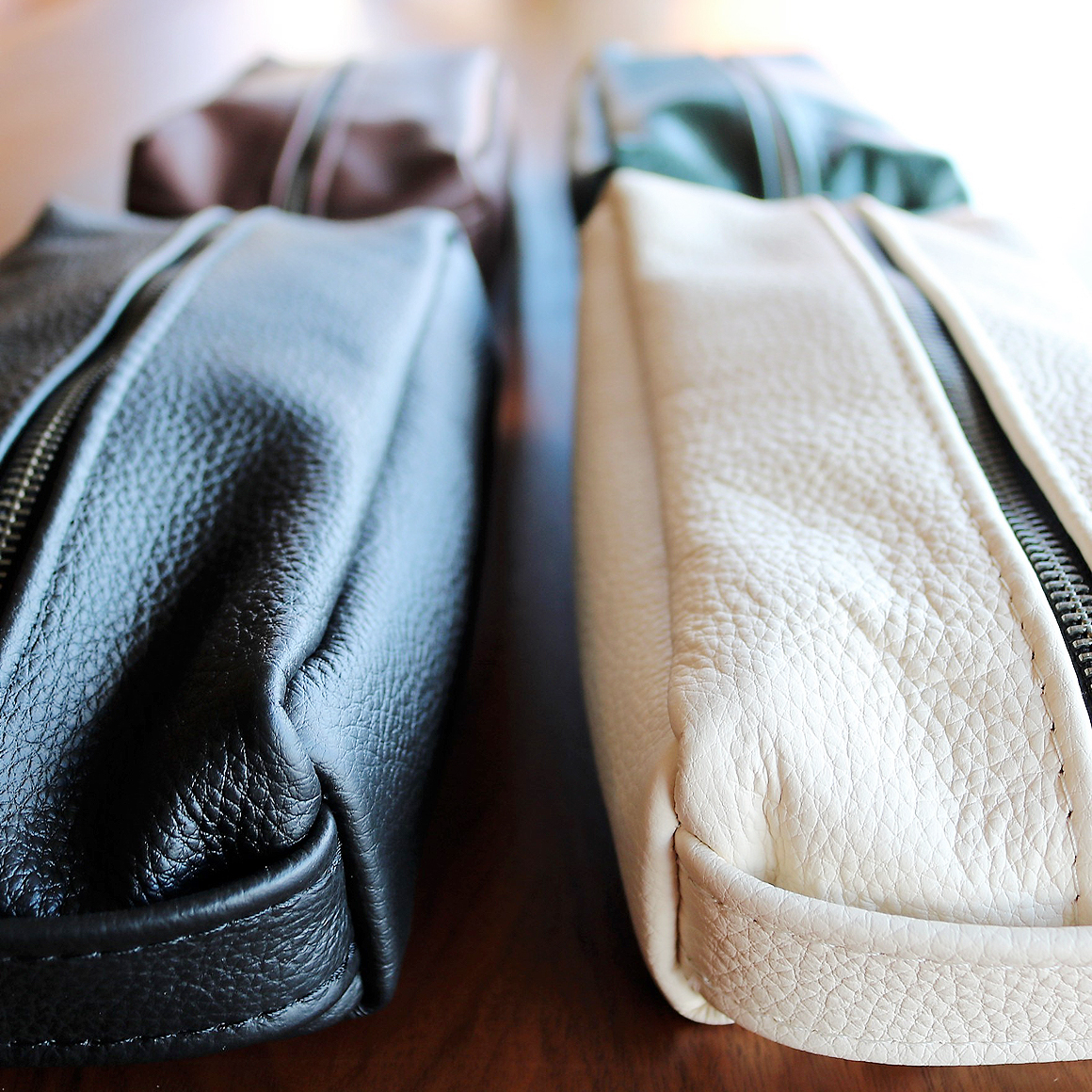 genuine-leather-tissue-case