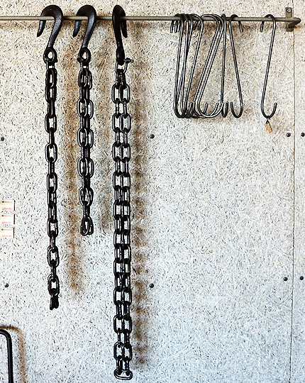 iron-hook-chain