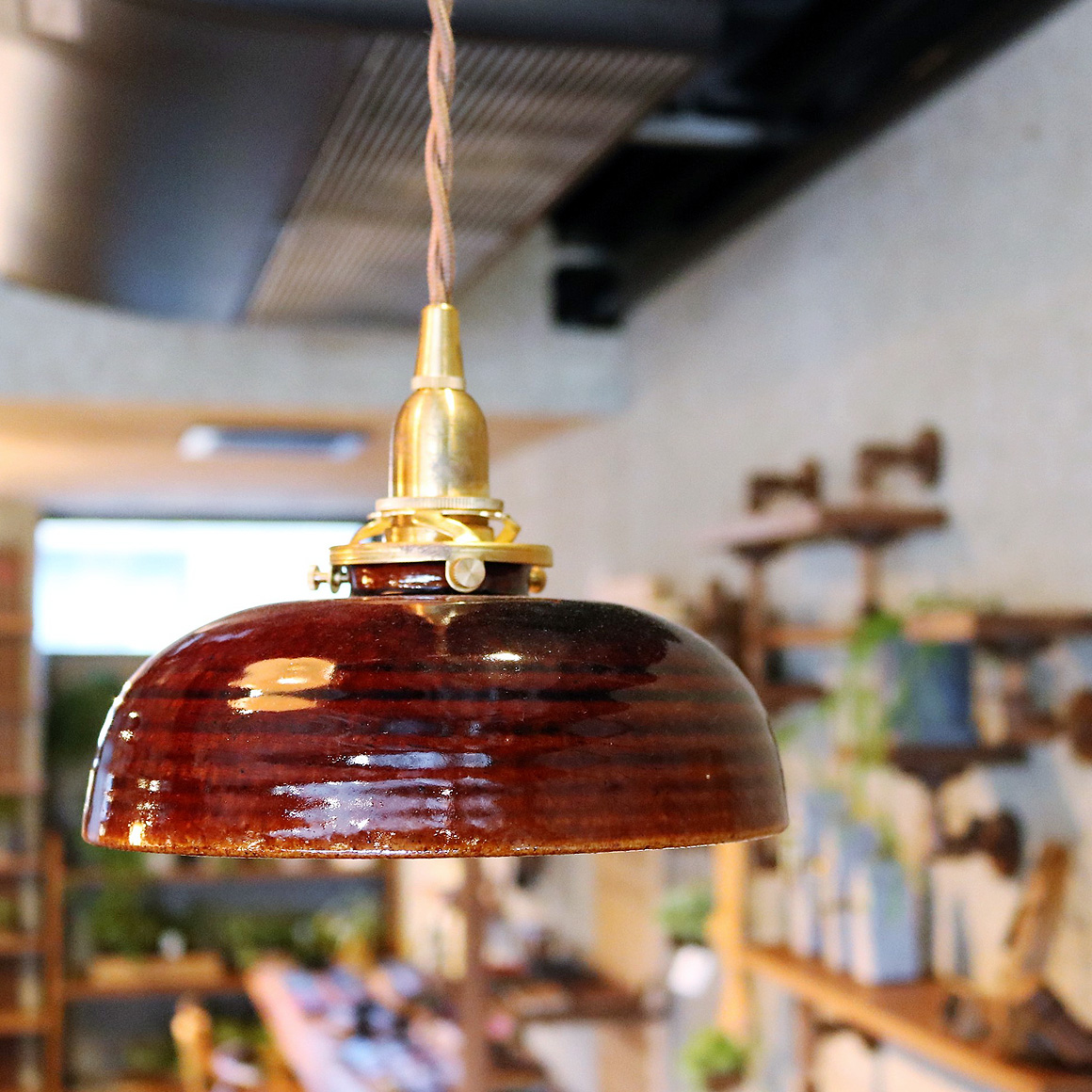 pottery-pendant-light