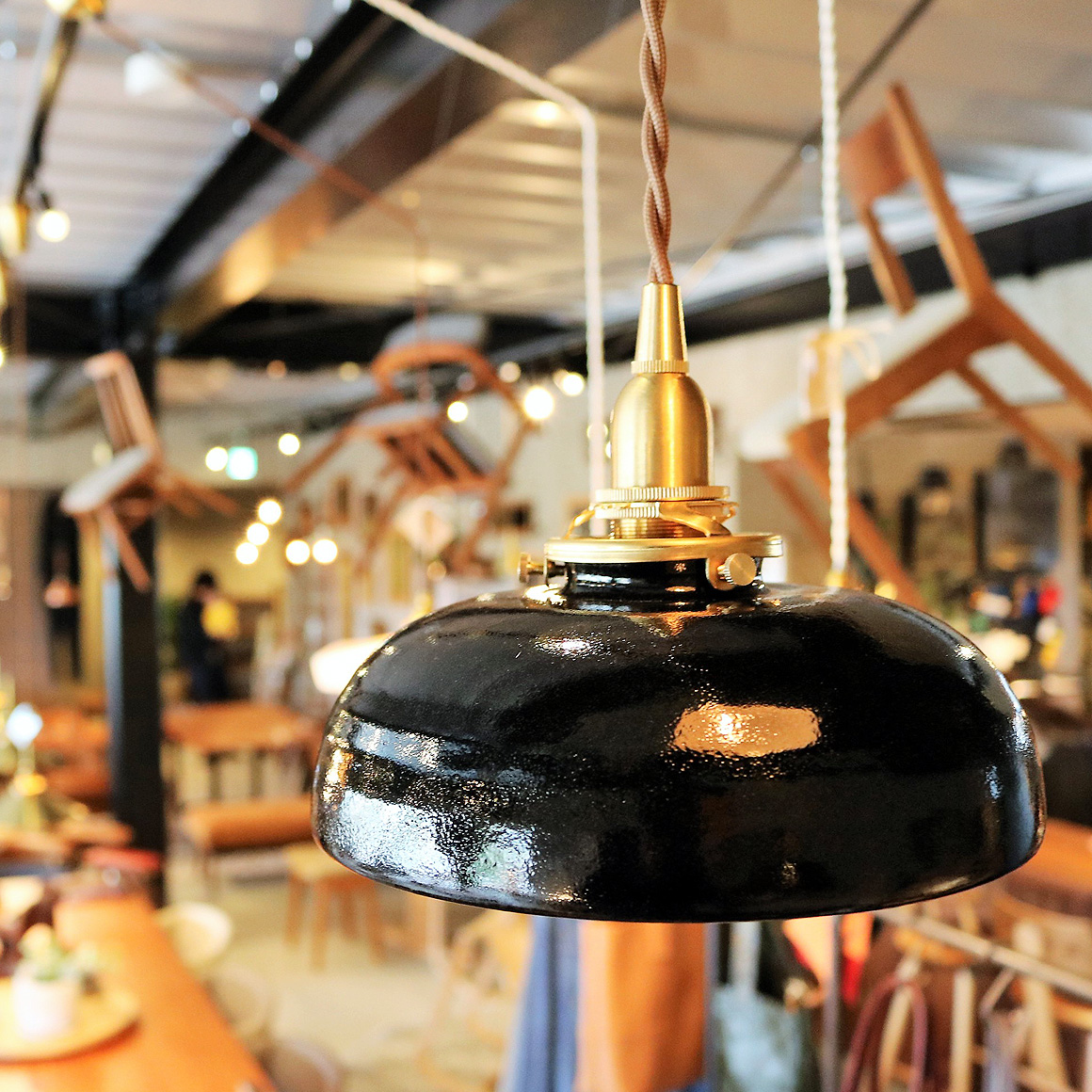 pottery-pendant-light