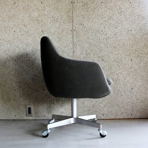 cm-lounge-chair