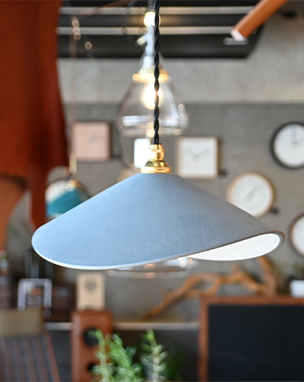 3RD CERAMICS Pendant Light (Navy)