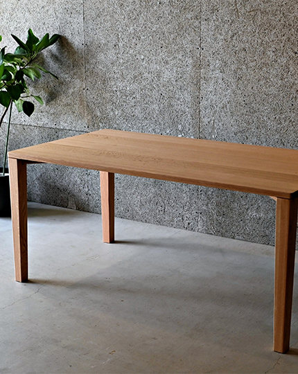 Mercury Ⅲ Dining Table