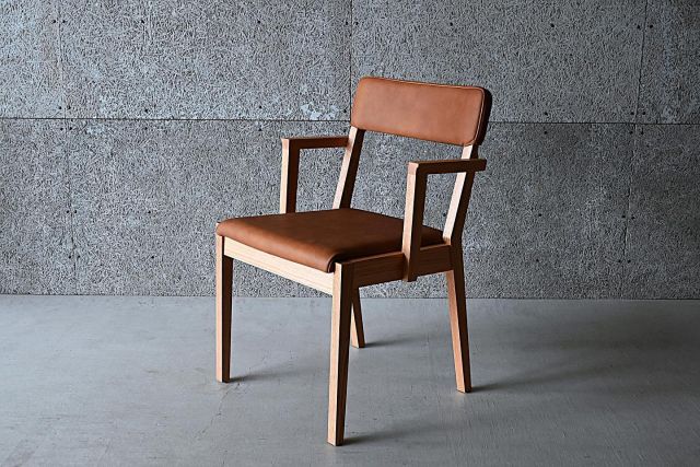 SOLID（ソリッド） | 世代を超え、末永く愛される家具へ | SOLID
